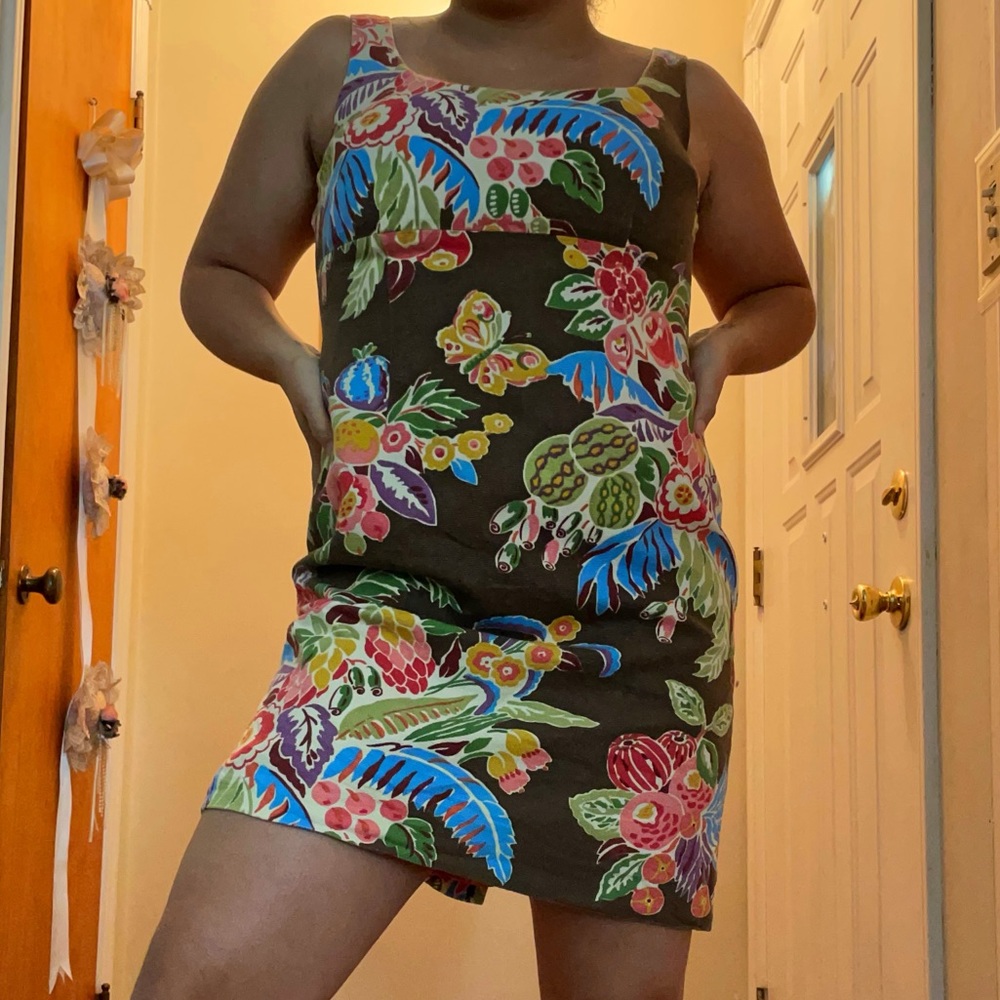 beautiful Talbots brown butterfly/flower dress